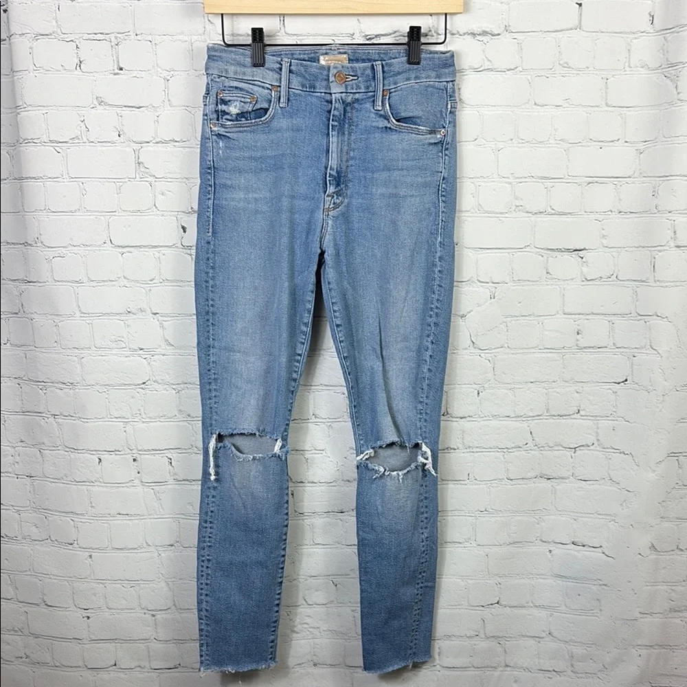MOTHER High Waisted Looker Ankle Fray size 27